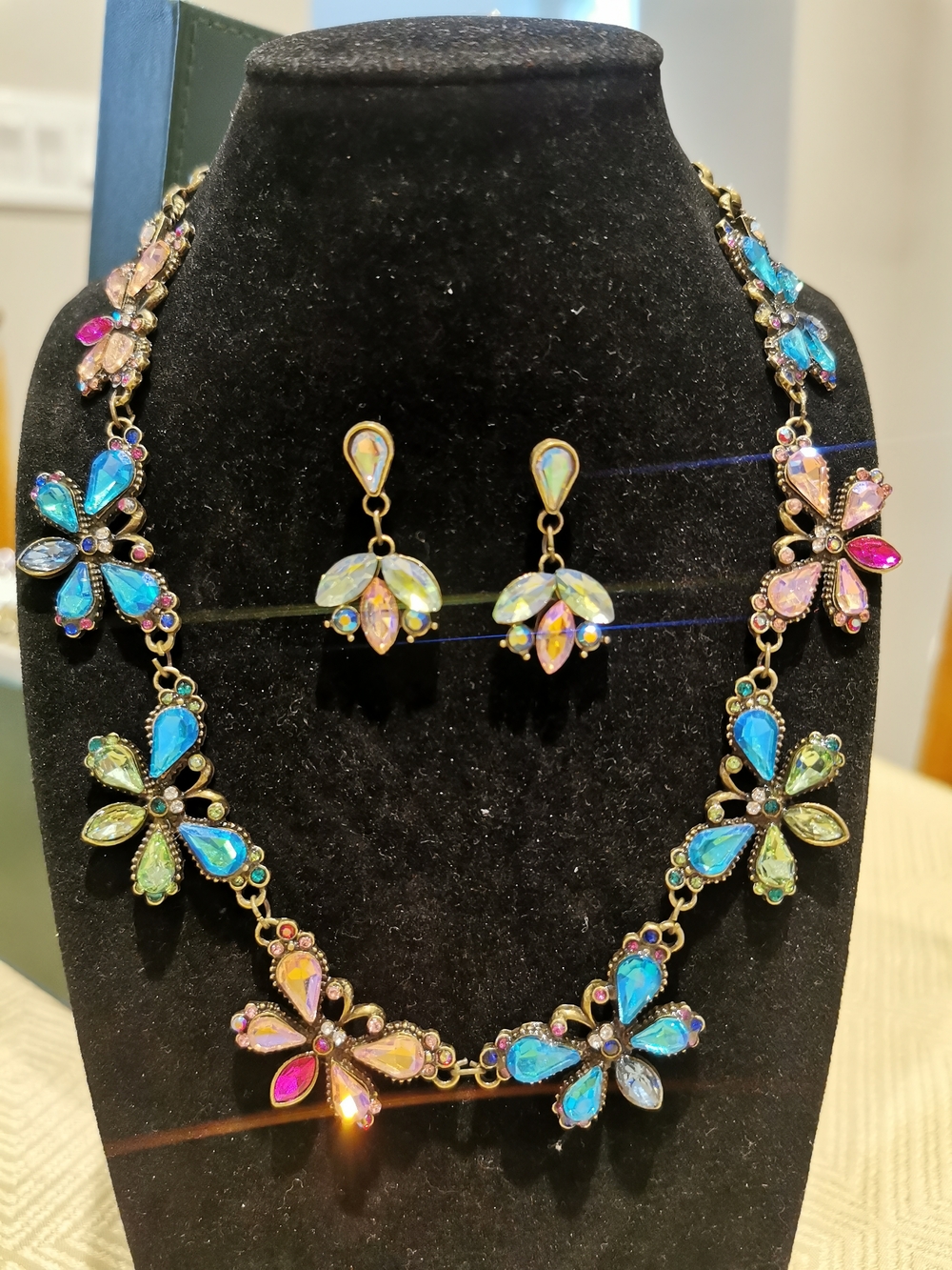 AB Firefly Crystal Statement Necklace with Matching Post back Earrings